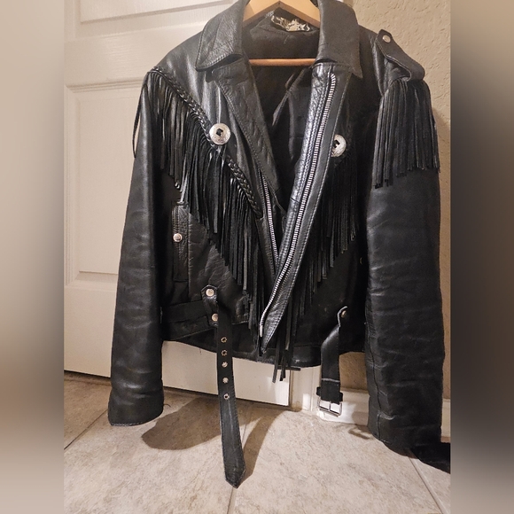 100% Genuine Leather Jacket......... Make me a fair offer !! - Picture 3 of 7